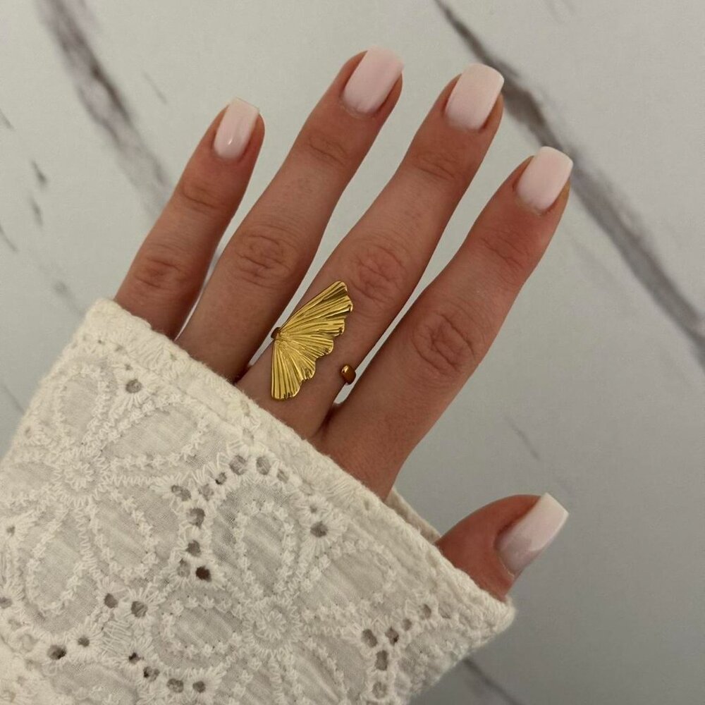 Sku0295 Retro Gold Shell Shape Women Adjustable Ring Stainless steel + gift bag